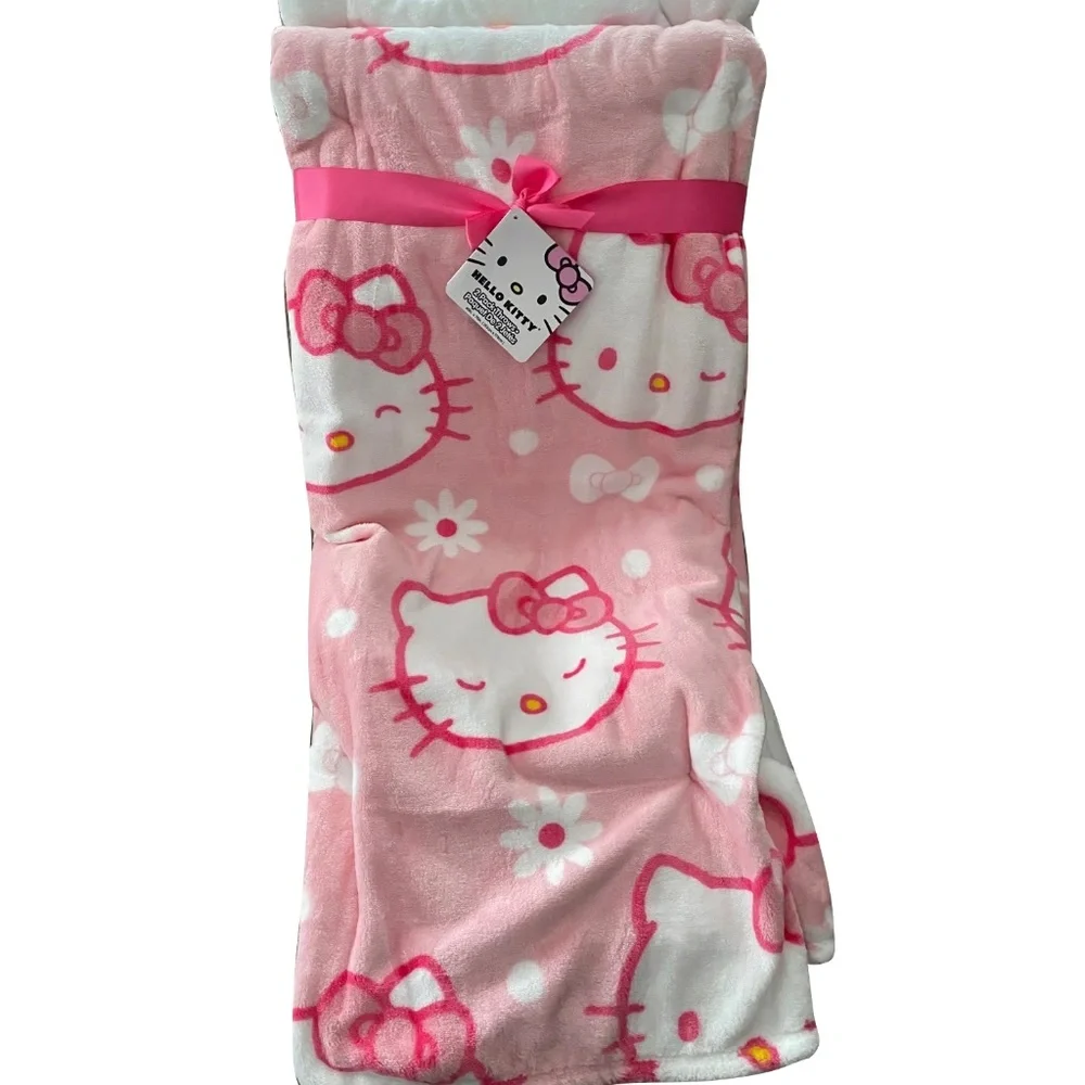 Hello Kitty Blankets and Throws 2 pk - 60